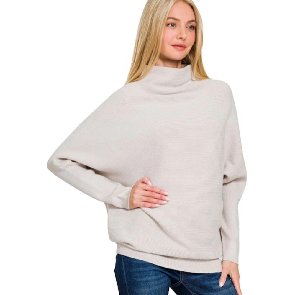 A. N. DESIGN women's Beige Mock Neck Tunic Sweater size Medium